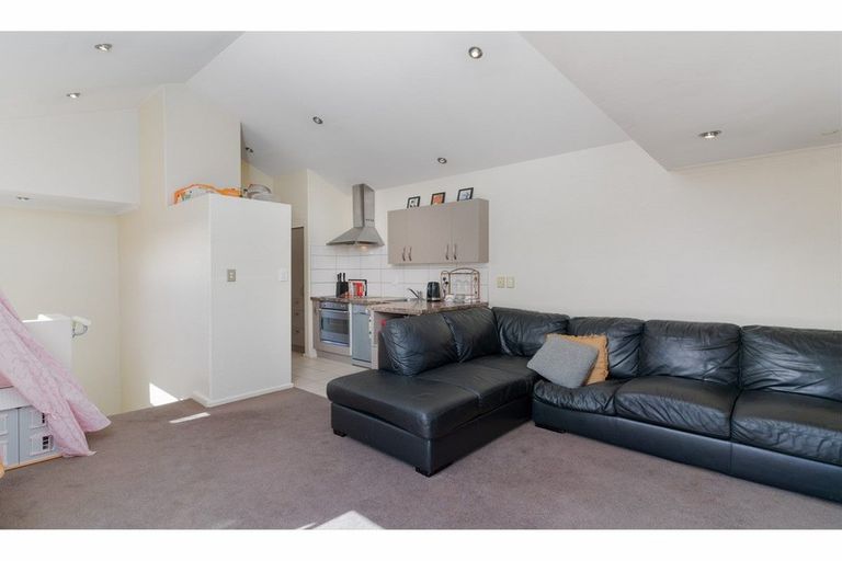 Photo of property in 144b Blenheim Road, Riccarton, Christchurch, 8041