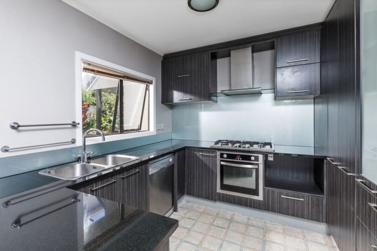 Photo of property in 1/36 Quebec Road, Milford, Auckland, 0620