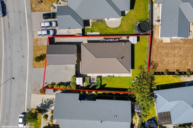 Photo of property in 18 Stowell Drive, Cromwell, 9310