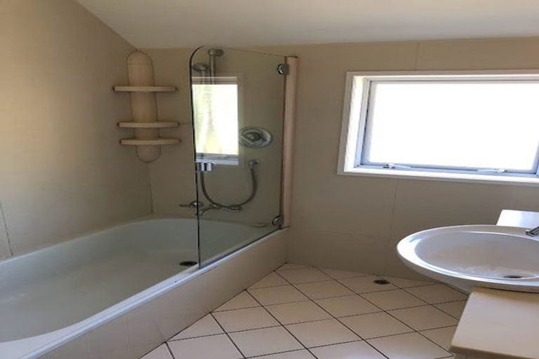 Photo of property in 155 Aro Street, Aro Valley, Wellington, 6021