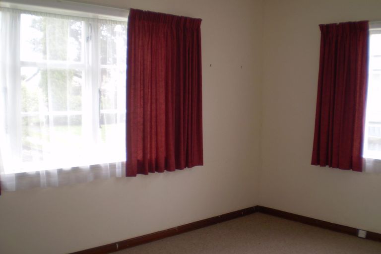 Photo of property in 222 College Street, West End, Palmerston North, 4412