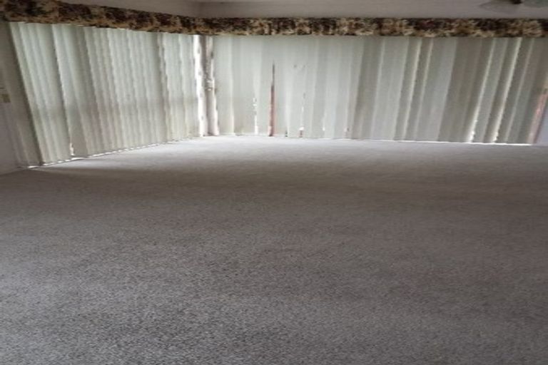 Photo of property in 9n View Road, Glenfield, Auckland, 0627