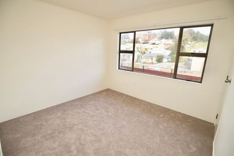 Photo of property in 9/10 Hunter Street, Hamilton Lake, Hamilton, 3204