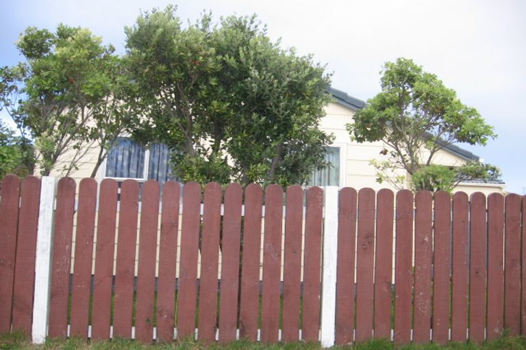 Photo of property in 5 Tobago Crescent, Grenada North, Wellington, 5028