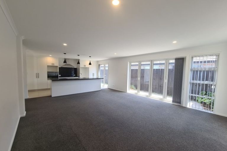 Photo of property in 10 Leet Crescent, Papamoa Beach, Papamoa, 3118