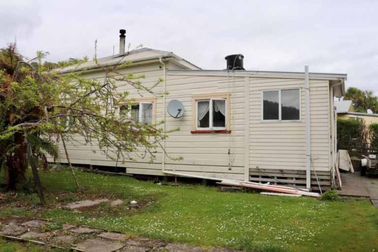 Photo of property in 35 Tyler Road, Ngakawau, 7824