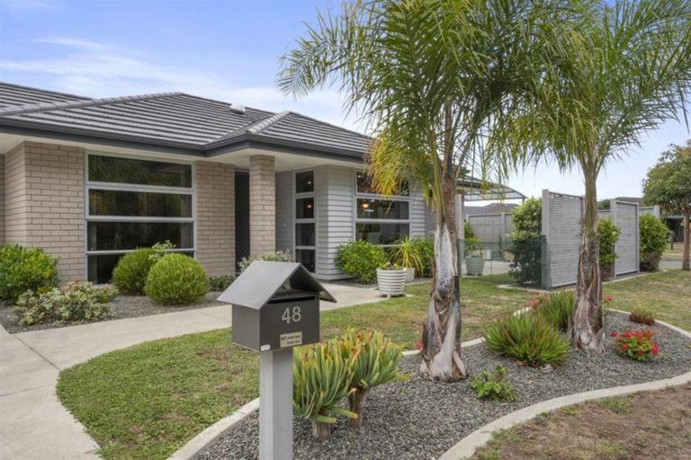 Photo of property in 48 Blanche Road, Papamoa Beach, Papamoa, 3118