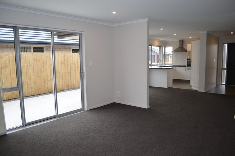 Photo of property in 39 Leet Crescent, Papamoa Beach, Papamoa, 3118