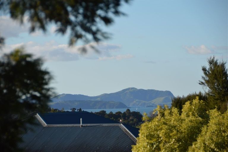 Photo of property in 25 Hihitahi Rise, Paihia, 0200