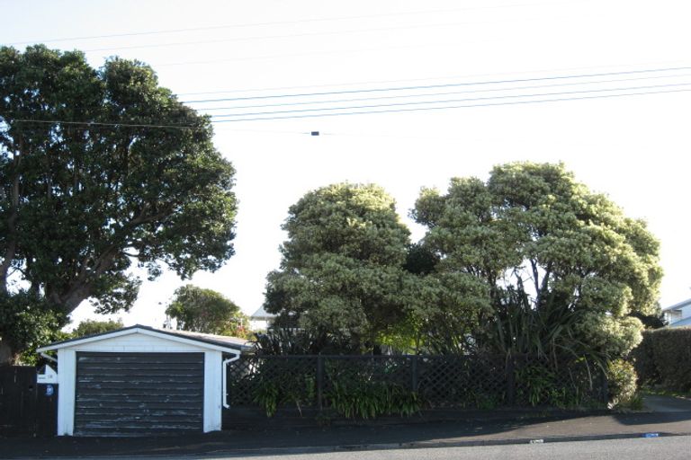 Photo of property in 18 Beach Street, Fitzroy, New Plymouth, 4312