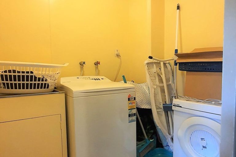 Photo of property in 67f Manor Place, Dunedin Central, Dunedin, 9016