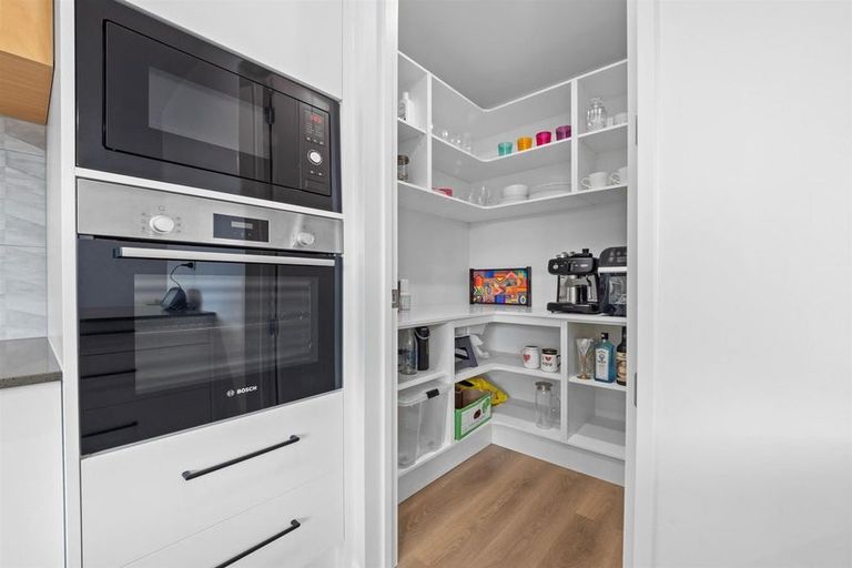 Photo of property in 7 Olearia Lane, Halswell, Christchurch, 8025