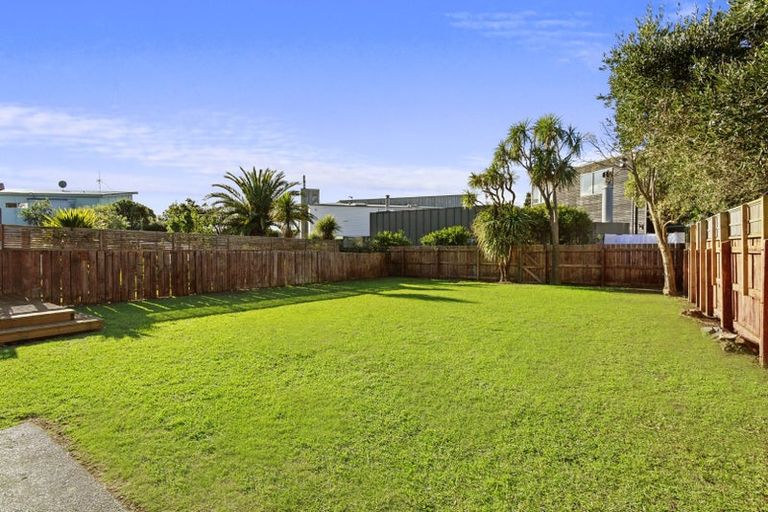 Photo of property in 21 Hector Street, Seatoun, Wellington, 6022