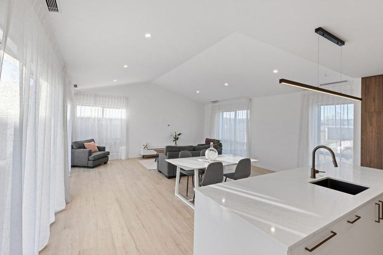 Photo of property in 20 Greig Crescent, Amberley, 7410