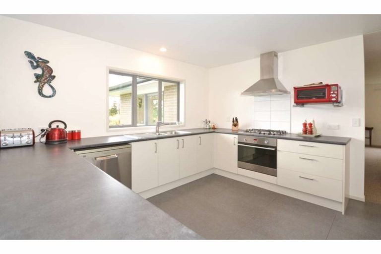 Photo of property in 15 Urutawa Drive, Kerikeri, 0230