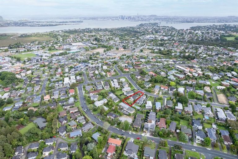 Photo of property in 7 Alton Avenue, Hillcrest, Auckland, 0627