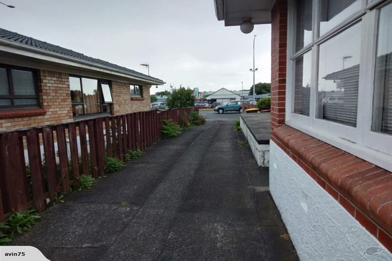 Photo of property in 5 Reagan Road, Manukau, Auckland, 2025