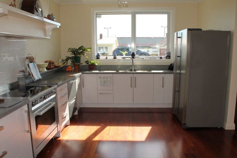 Photo of property in 113 Park Street, Winton, 9720