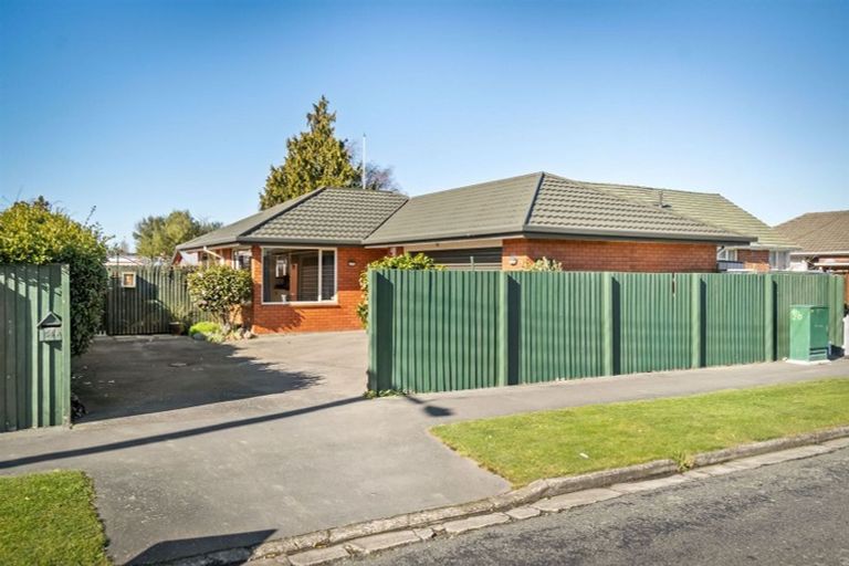 Photo of property in 54a Fenchurch Street, Redwood, Christchurch, 8051
