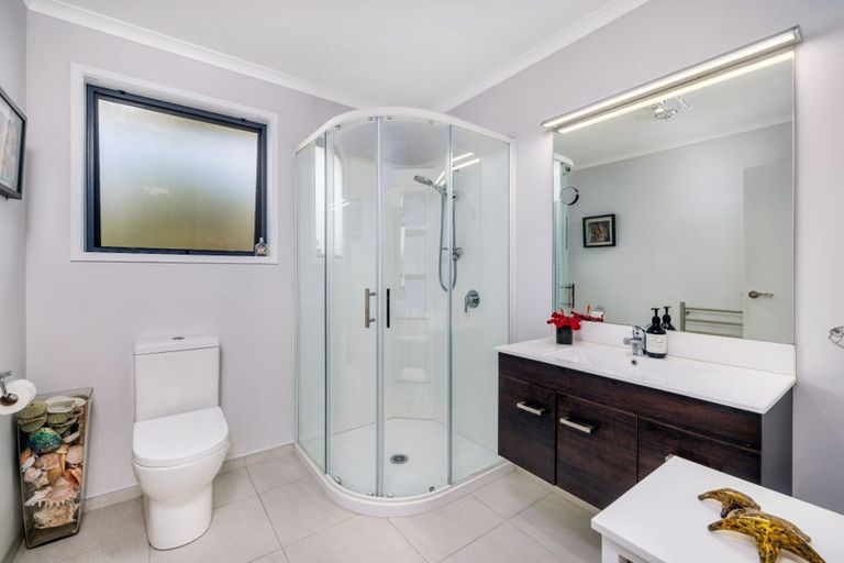 Photo of property in 5 Kilountain Place, Kerikeri, 0230