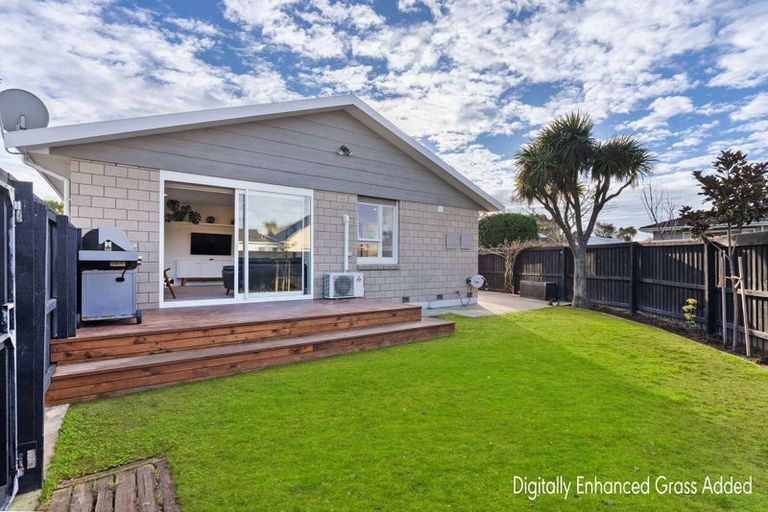 Photo of property in 1/15 Marriotts Road, North New Brighton, Christchurch, 8083