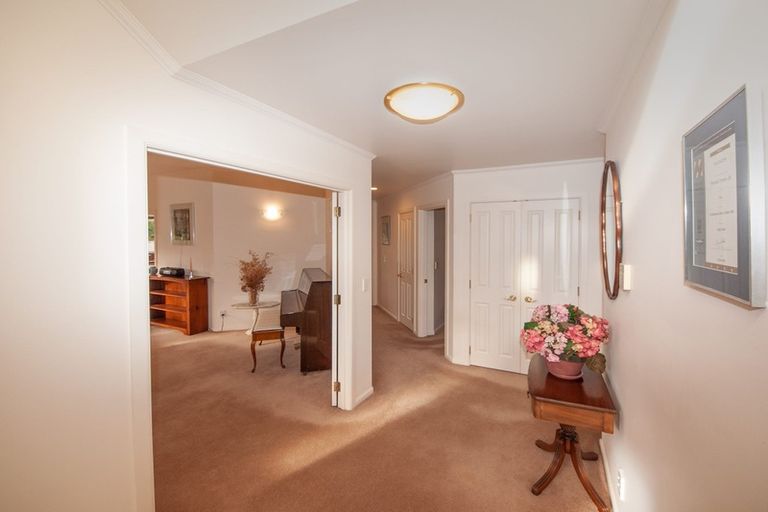 Photo of property in 16 Wantwood Grove, Churton Park, Wellington, 6037