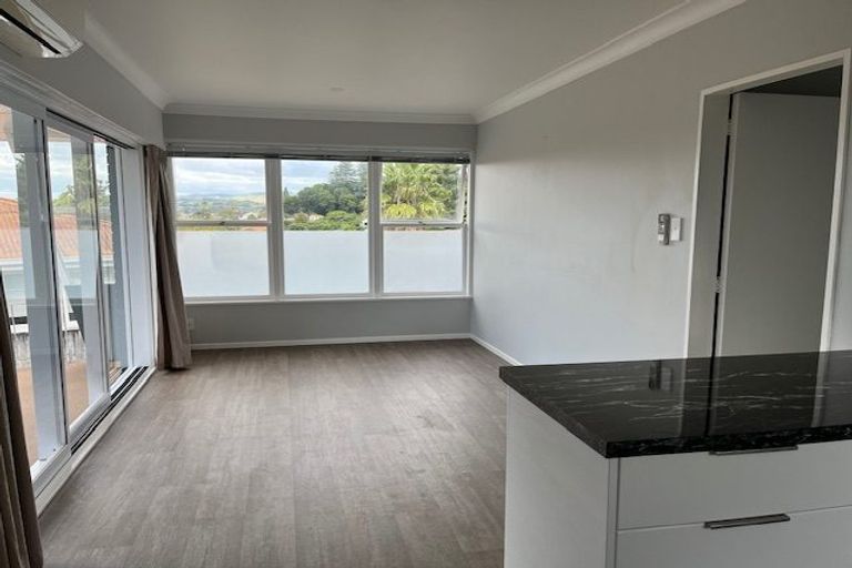 Photo of property in 8 Wembury Grove, Parkvale, Tauranga, 3112