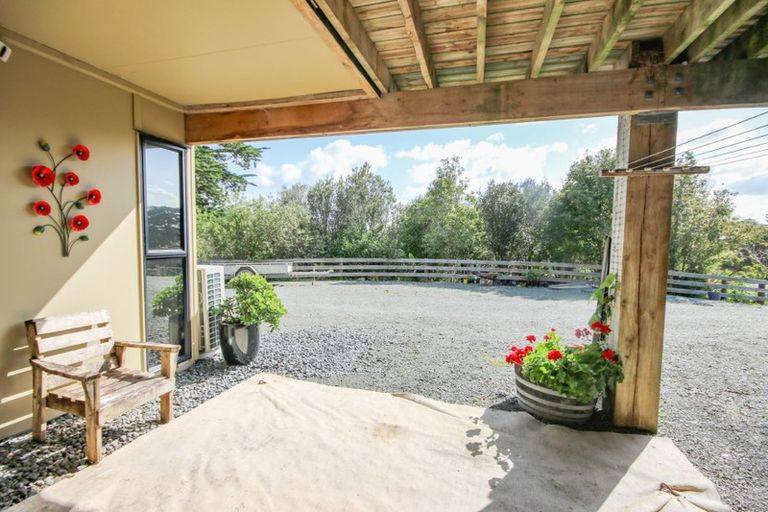 Photo of property in 57 Petley Road, Paparoa, 0571