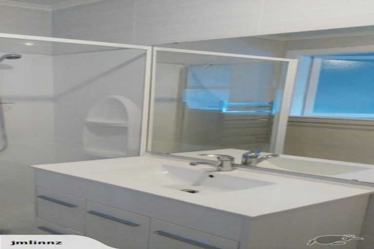 Photo of property in 44 Brandon Road, Glen Eden, Auckland, 0602