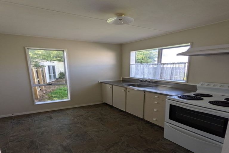 Photo of property in 15 Stirling Street, Levin, 5510