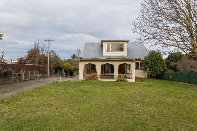 Photo of property in 13 Stanley Street, Dannevirke, 4930