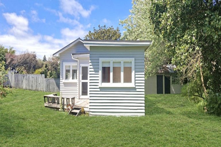 Photo of property in 21 Manuka Street, Otaki Beach, Otaki, 5512