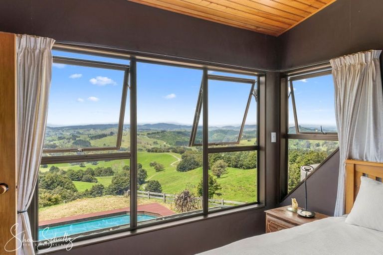 Photo of property in 338a Wairere Road, Paparoa, 0571