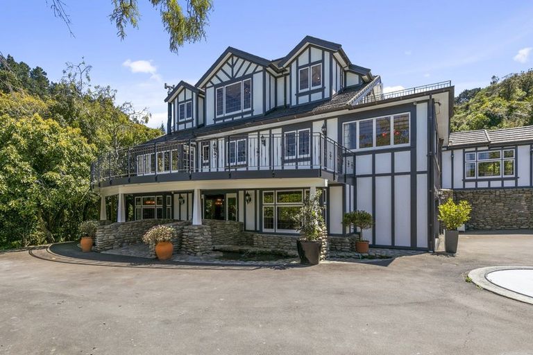 Photo of property in 345 Hebden Crescent, Kelson, Lower Hutt, 5010