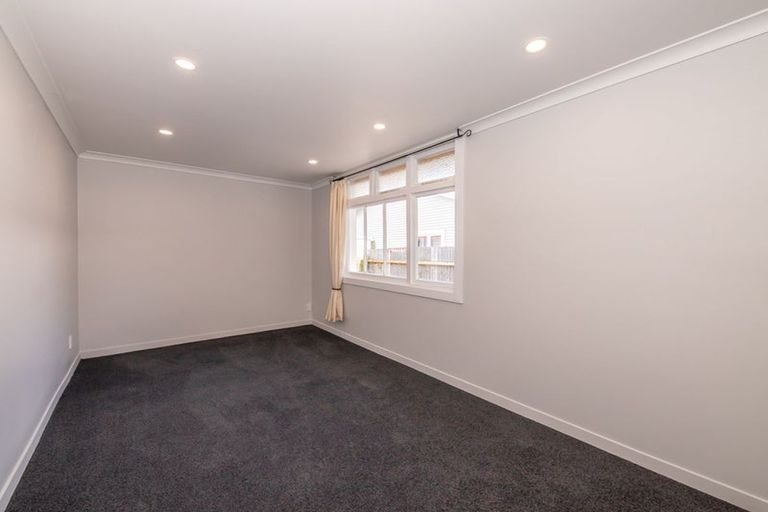 Photo of property in 96 Romilly Street, Westport, 7825