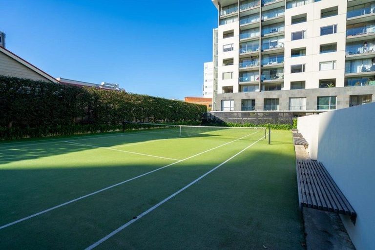 Photo of property in Sanctum Apartments, 34/10a Ebor Street, Te Aro, Wellington, 6011