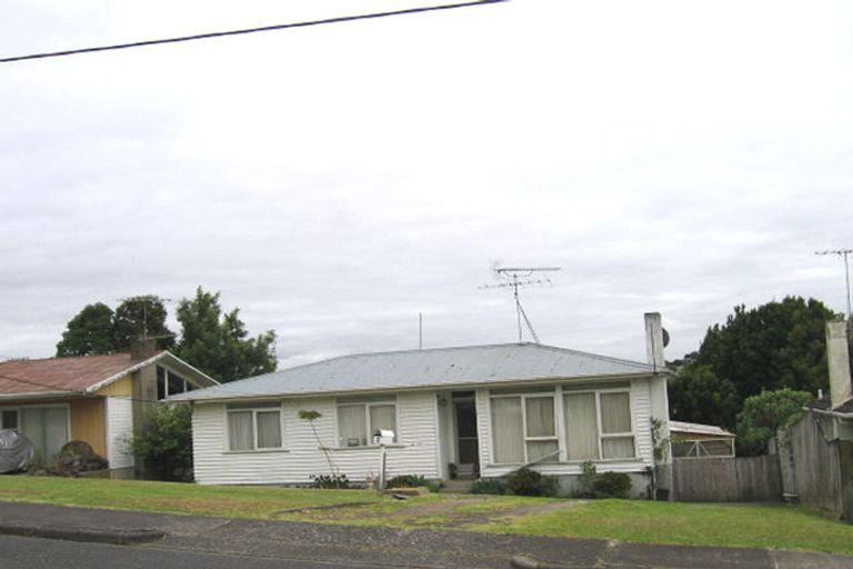 Photo of property in 9 Raeben Avenue, Hillcrest, Auckland, 0627