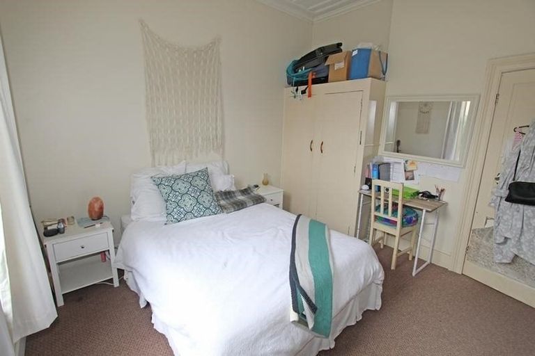 Photo of property in 49 Howe Street, North Dunedin, Dunedin, 9016