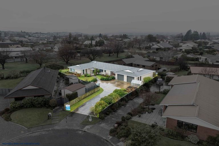 Photo of property in 5 Raeburn Place, Gore, 9710