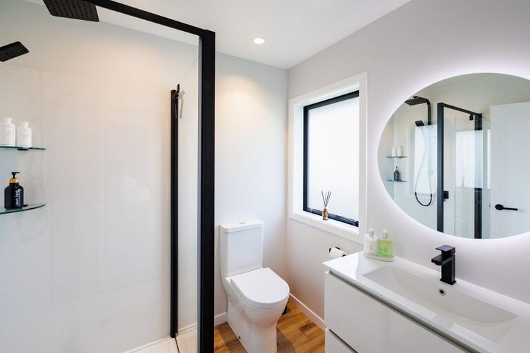 Photo of property in 130 Cummerfield Road, Foxton, 4891