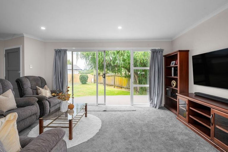 Photo of property in 76 Mears Road, St Andrews, Hamilton, 3200