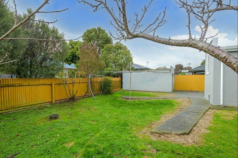 Photo of property in 33 Rewa Street, Takaro, Palmerston North, 4412