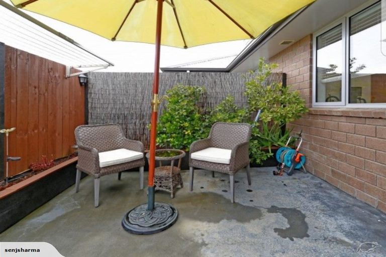 Photo of property in 6/27 Jones Crescent, Melville, Hamilton, 3206