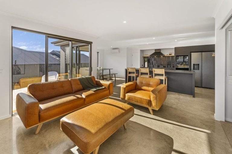 Photo of property in 6 Safre Place, Mapua, 7005