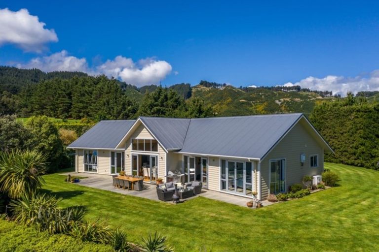 Photo of property in 450a Flightys Road, Judgeford, Porirua, 5381