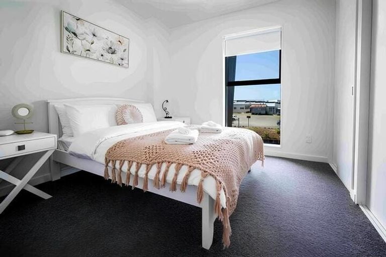 Photo of property in 410/19 Rawene Road, Birkenhead, Auckland, 0626