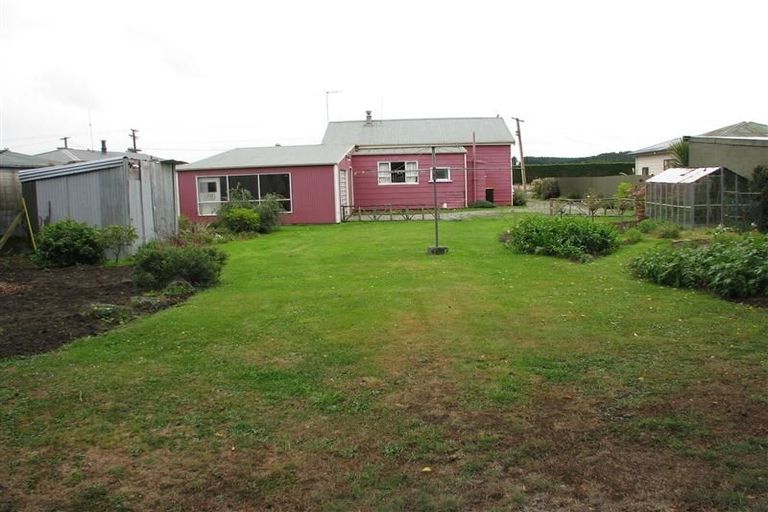 Photo of property in 11 Mary Street, Otautau, 9610