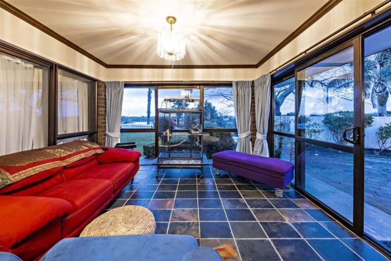 Photo of property in 6 Chica Place, Conifer Grove, Takanini, 2112