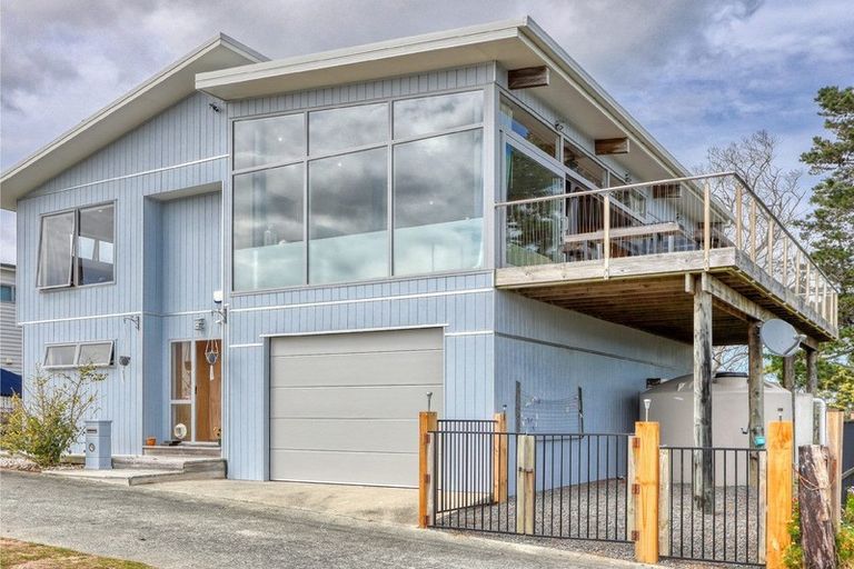 Photo of property in 10 Cornwall Way, Mangawhai Heads, Mangawhai, 0505