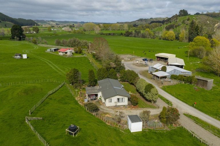 Photo of property in 354 Kumuiti Road, Fordell, Whanganui, 4577